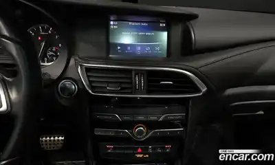 Infiniti Q30 2017 2.0 Автомат в Москве № 266734, миниатюра 2