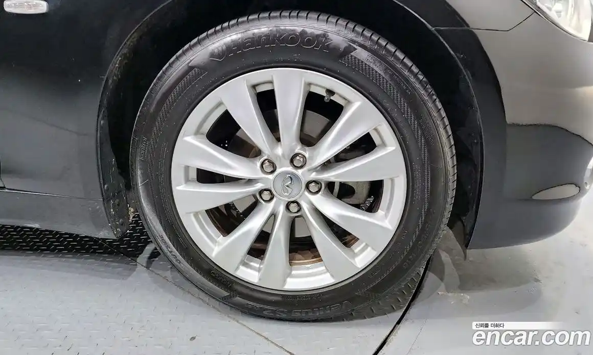 Infiniti M 2011 3.7 Автомат в Москве № 267806, фото 14