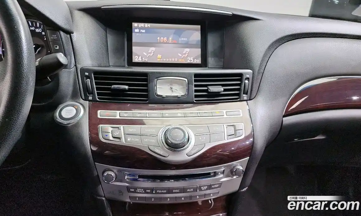 Infiniti M 2011 3.7 Автомат в Москве № 267806, фото 19