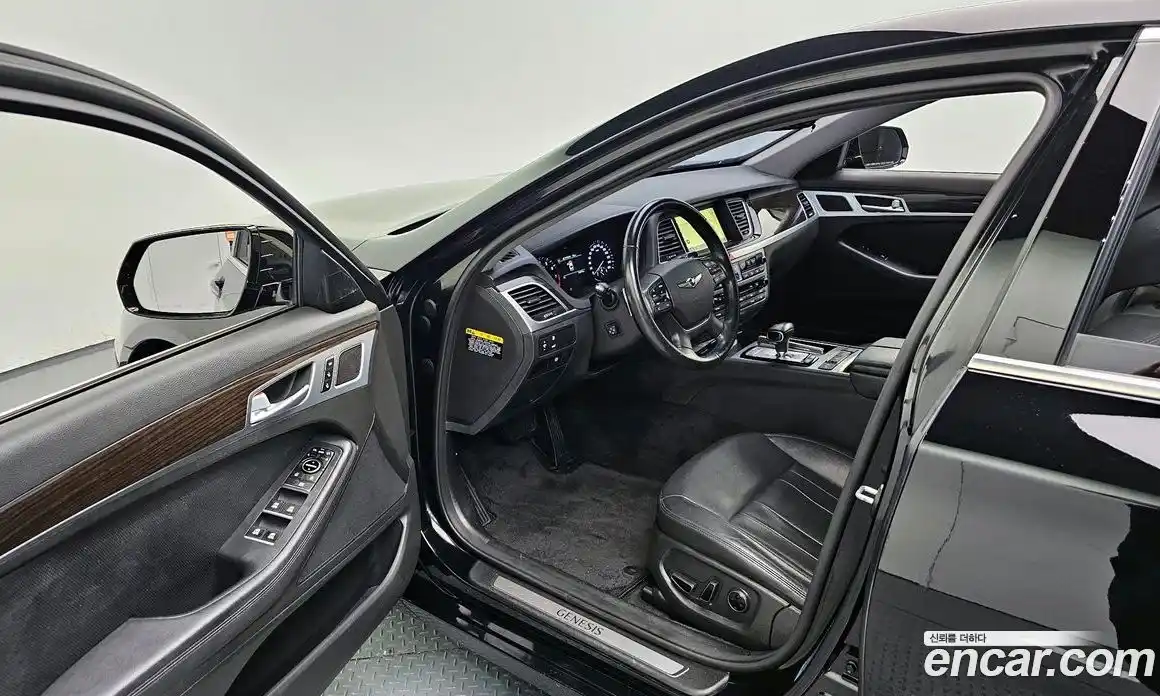 Genesis G80 2017 3.3 Автомат в Москве № 26841, фото 19