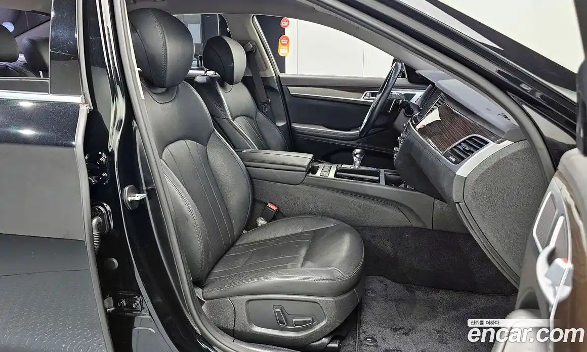 Genesis G80 2017 3.3 Автомат в Москве № 26841, фото 6