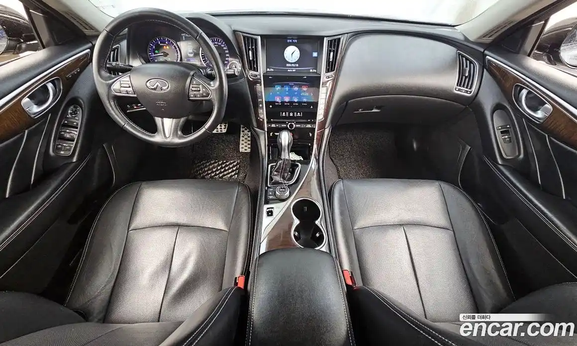 Infiniti Q50 2015 2.1 Автомат в Москве № 268443, фото 4