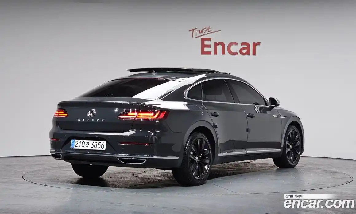 Volkswagen Arteon 2019 2.0 Автомат в Москве № 277089, фото 6