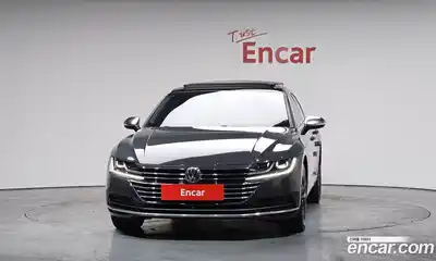 Volkswagen Arteon 2019 2.0 Автомат в Москве № 277089, миниатюра 9