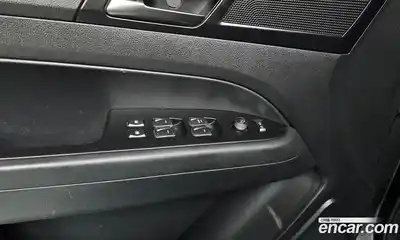 SsangYong Rexton 2021 2.2 Автомат в Москве № 28569, миниатюра 3