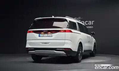 Kia Canival, 2023
