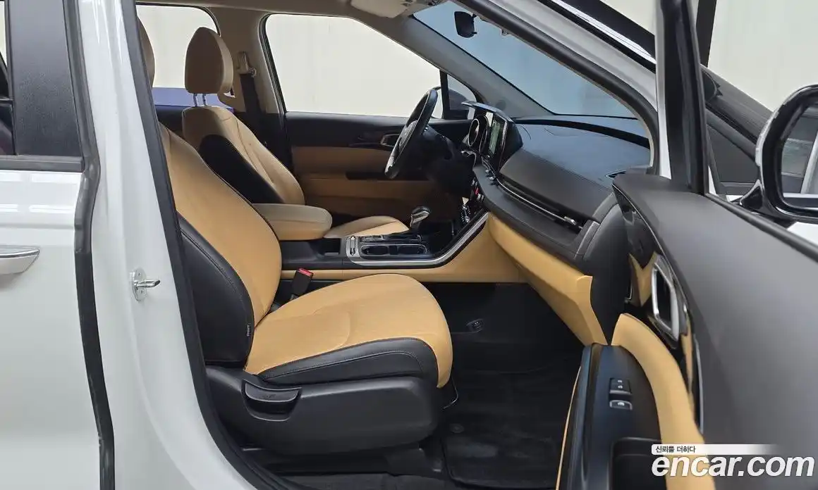 Kia Canival 2023 2.2 Автомат в Москве № 286574, фото 6