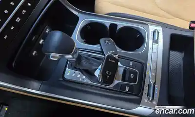 Kia Canival 2023 2.2 Автомат в Москве № 286574, миниатюра 8