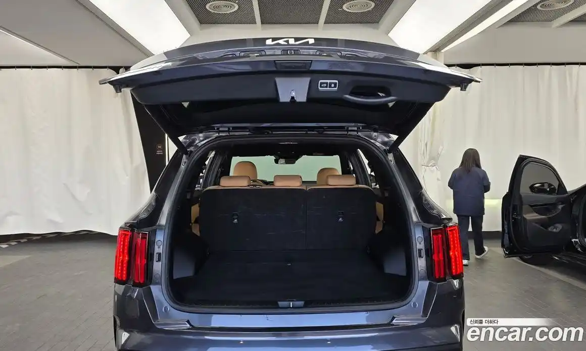 Kia Sorento 2023 1.6 Автомат в Москве № 287924, фото 20