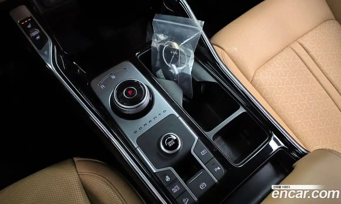 Kia Sorento 2023 1.6 Автомат в Москве № 287924, фото 9