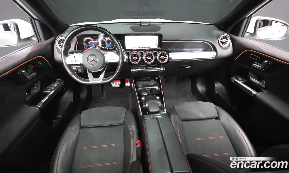 Mercedes-Benz GLB-Class 2021 2.0 Автомат в Москве № 290189, фото 12