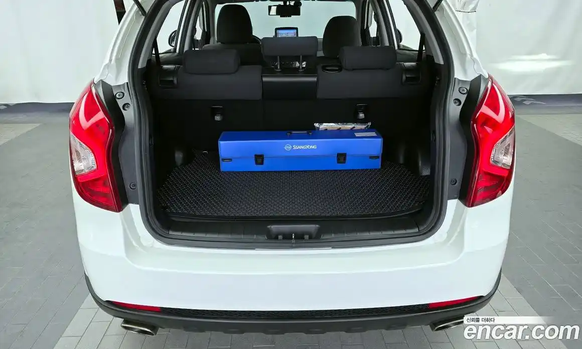 SsangYong Korando 2015 2.0 Механическая в Москве № 29387, фото 20