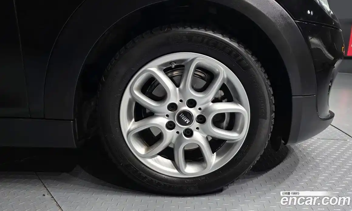 Mini Cooper 2021 1.5 Автомат в Москве № 299724, фото 1