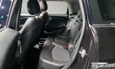 Mini Cooper 2021 1.5 Автомат в Москве № 299724, миниатюра 2