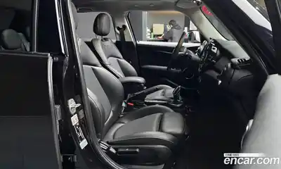 Mini Cooper 2021 1.5 Автомат в Москве № 299724, миниатюра 5