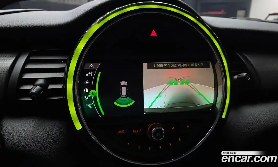 Mini Cooper 2021 1.5 Автомат в Москве № 299724, фото 6