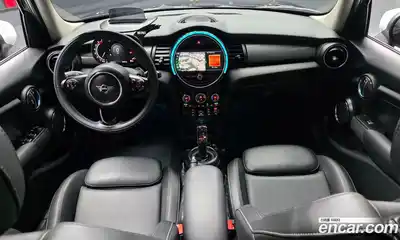 Mini Cooper 2021 1.5 Автомат в Москве № 299724, миниатюра 9