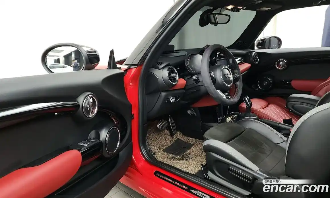 Mini Cooper 2021 2.0 Автомат в Москве № 299837, фото 17