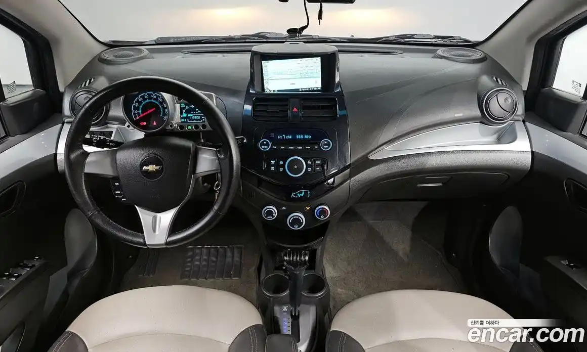 Chevrolet Spark 2012 1.0 Автомат в Москве № 315159, фото 20