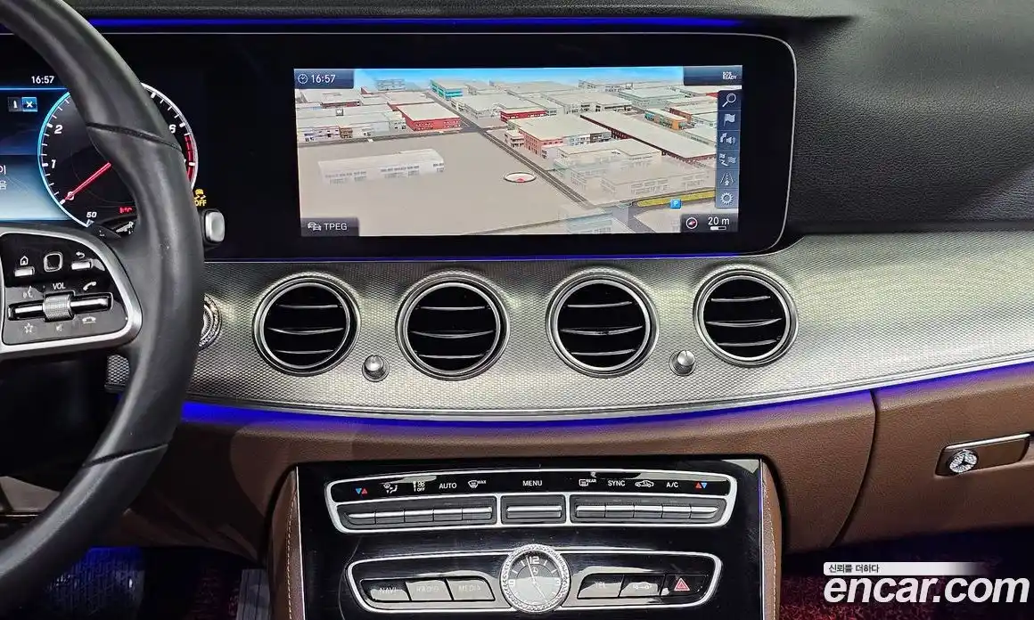 Mercedes-Benz E-Class 2019 2.0 Автомат в Москве № 325144, фото 16