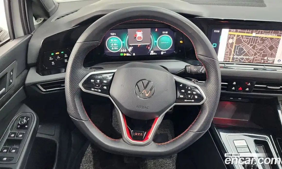 Volkswagen Golf 2024 2.0 Автомат в Москве № 329747, фото 18