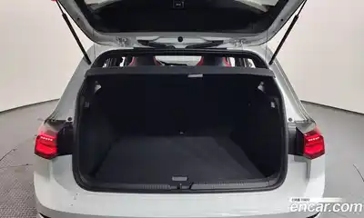 Volkswagen Golf 2024 2.0 Автомат в Москве № 329747, миниатюра 7