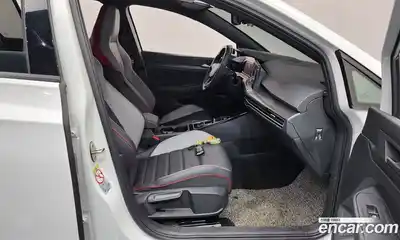 Volkswagen Golf 2024 2.0 Автомат в Москве № 329747, миниатюра 9