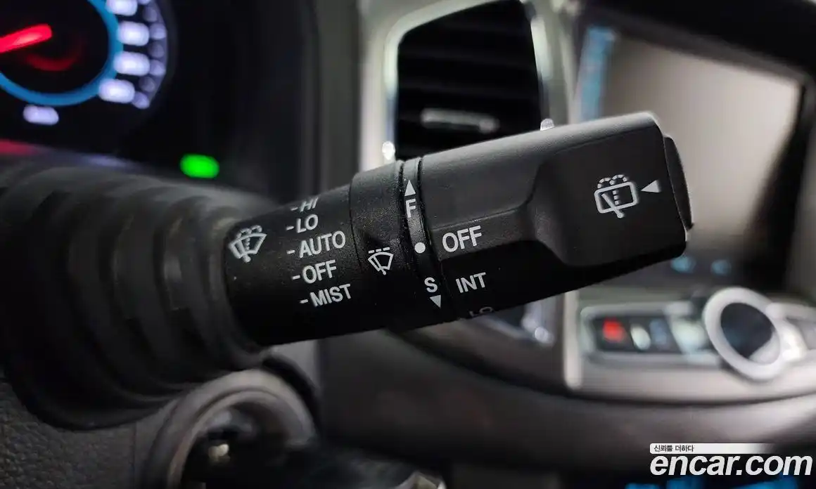 Chevrolet Captiva 2012 2.0 Автомат в Москве № 332745, фото 19