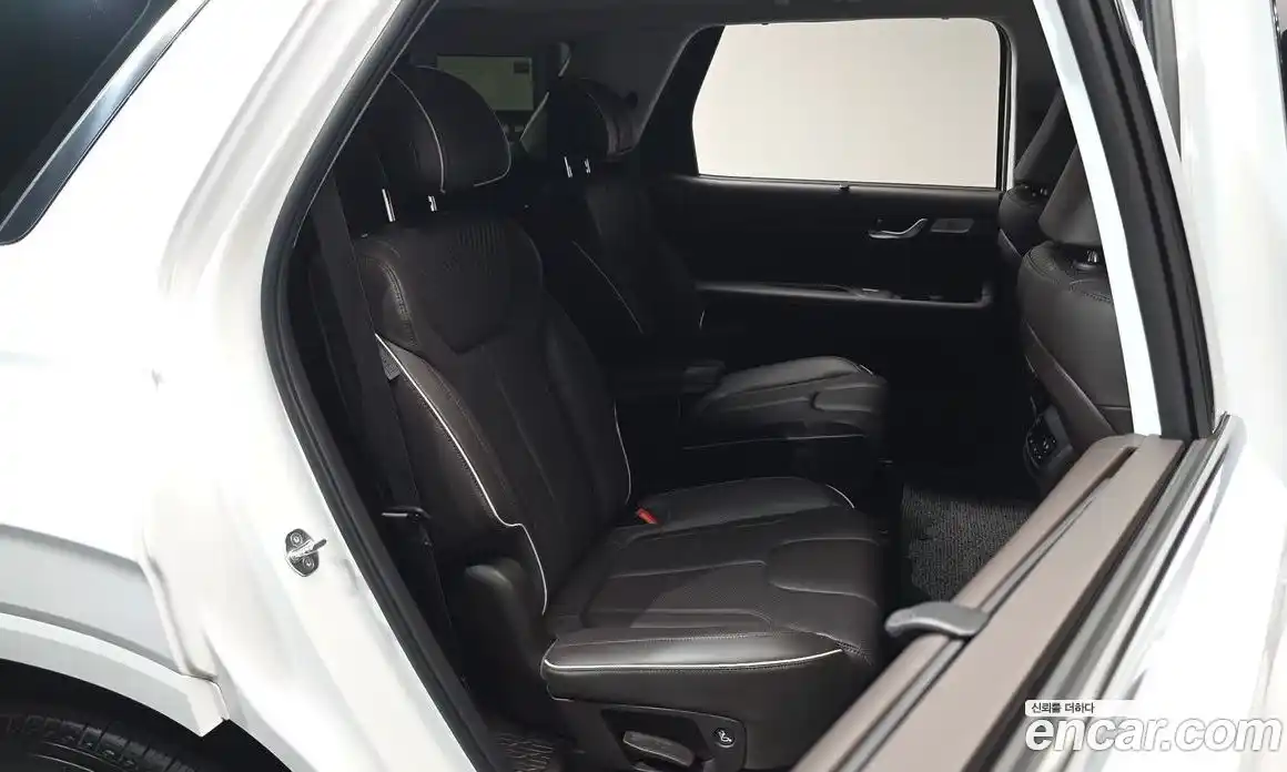 Hyundai Palisade 2023 3.8 Автомат в Москве № 334843, фото 16