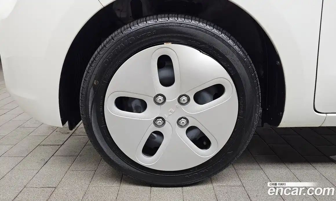 Kia Ray 2022 1.0 Автомат в Москве № 336682, фото 14