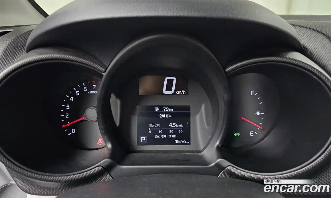 Kia Ray 2022 1.0 Автомат в Москве № 336682, фото 15