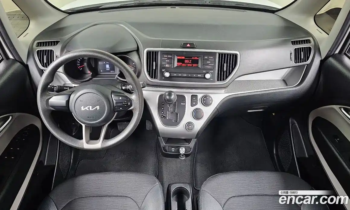 Kia Ray 2022 1.0 Автомат в Москве № 336682, фото 19