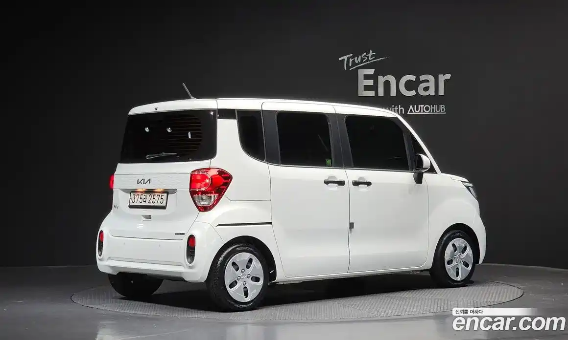 Kia Ray 2022 1.0 Автомат в Москве № 336682, фото 6