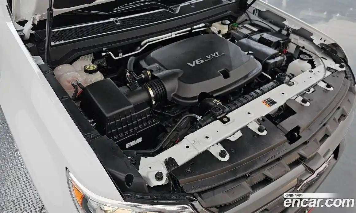 Chevrolet Colorado 2022 3.6 Автомат в Москве № 342312, фото 13