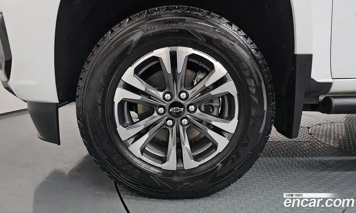 Chevrolet Colorado 2022 3.6 Автомат в Москве № 342312, фото 3