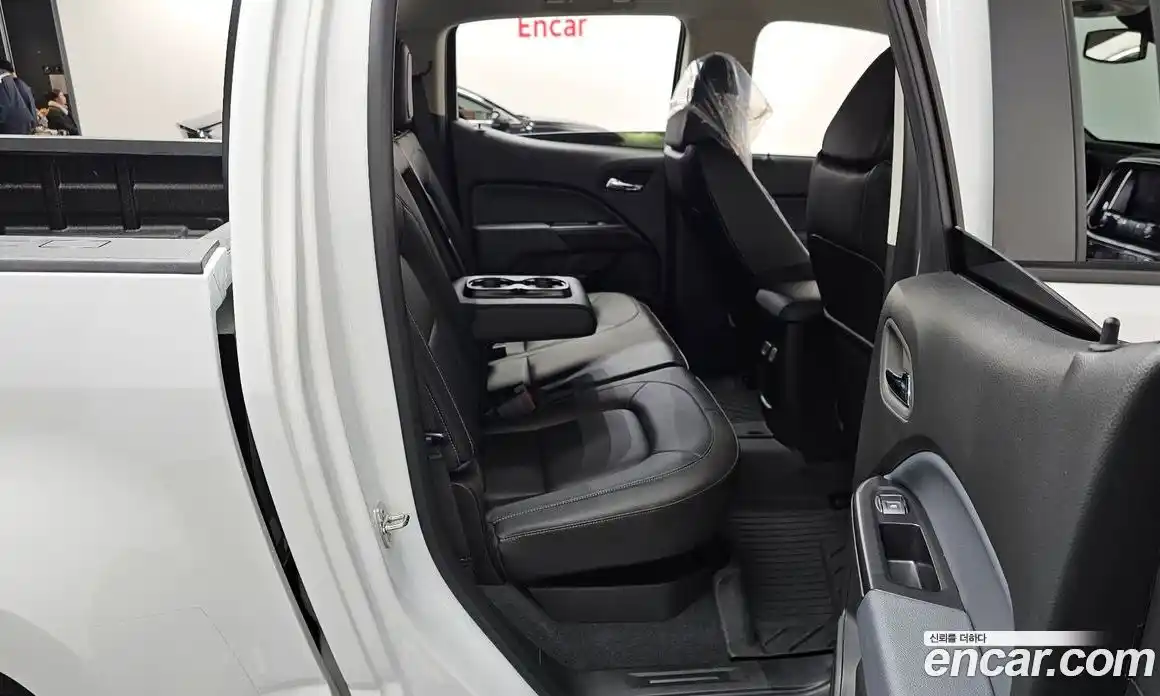 Chevrolet Colorado 2022 3.6 Автомат в Москве № 342312, фото 10