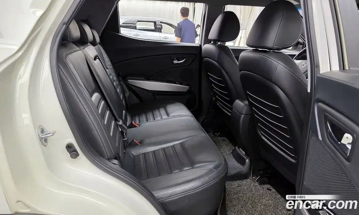 SsangYong TIBOLI 2015 1.6 Автомат в Москве № 34520, фото 14