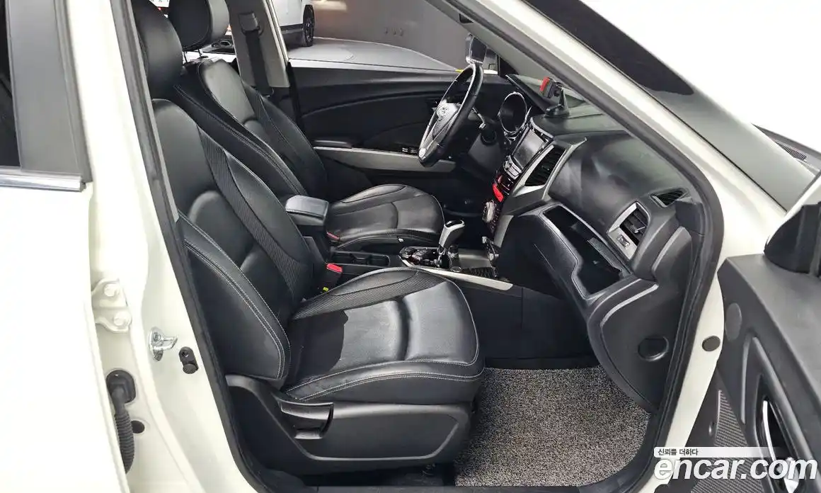 SsangYong TIBOLI 2016 1.6 Автомат в Москве № 35875, фото 4