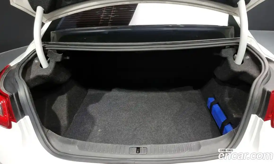 Chevrolet Malibu 2015 2.0 Автомат в Москве № 39357, фото 10