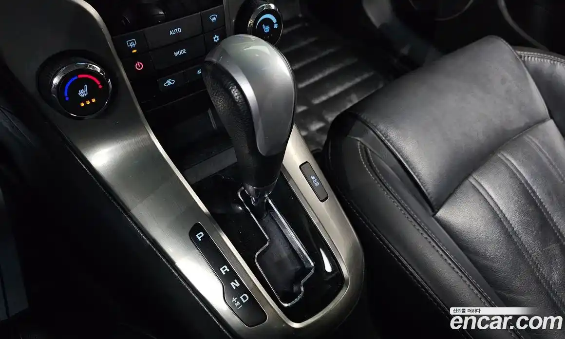 Chevrolet Cruze 2013 1.8 Автомат в Москве № 39933, фото 3