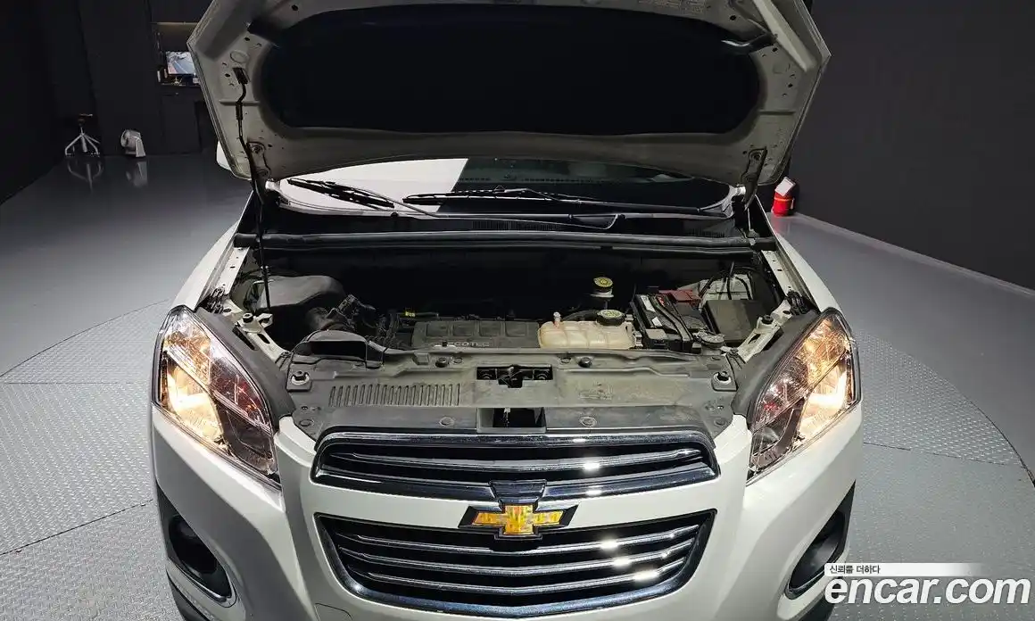 Chevrolet Trax 2016 1.4 Автомат в Москве № 39972, фото 13