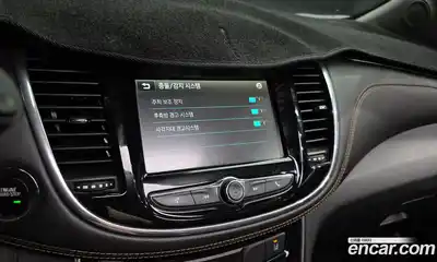 Chevrolet Trax 2018 1.4 Автомат в Москве № 40166, миниатюра 9