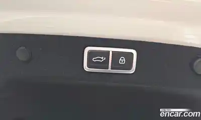 Hyundai Grandeur 2023 2.5 Автомат в Москве № 42469, миниатюра 3