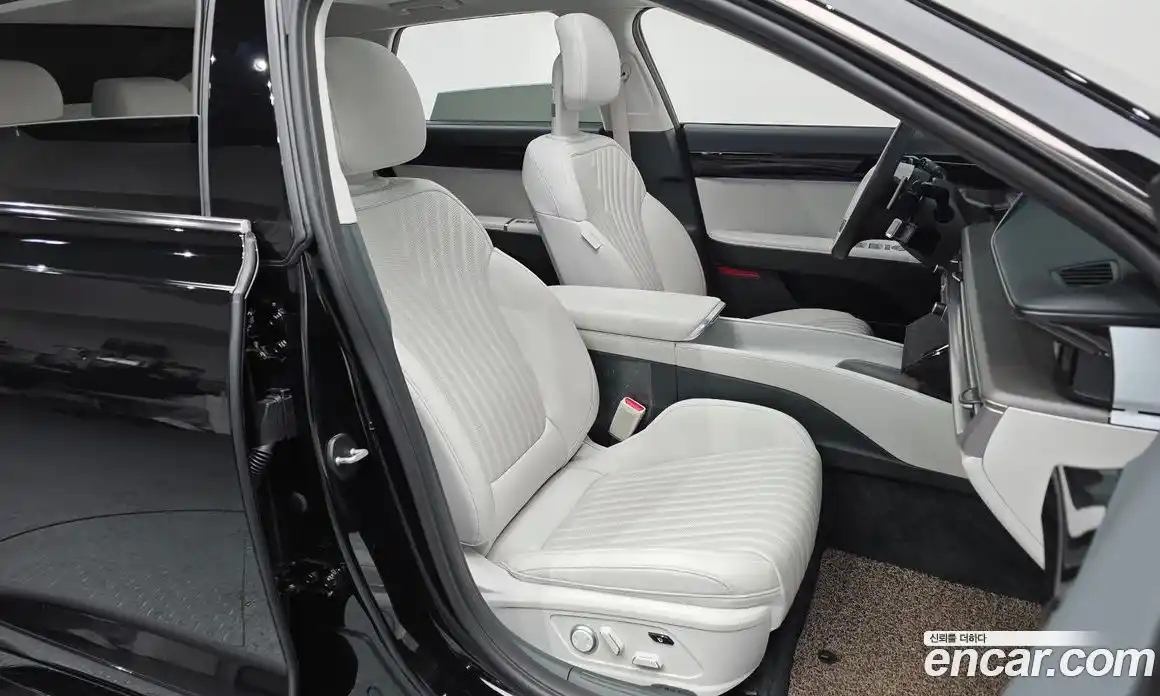 Hyundai Grandeur 2025 1.6 Автомат в Москве № 45960, фото 1