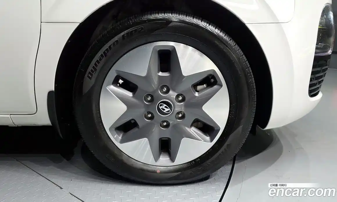 Hyundai Staria 2022 2.2 Автомат в Москве № 48651, фото 19