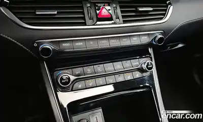 Hyundai Grandeur 2018 2.2 Автомат в Москве № 48743, миниатюра 12