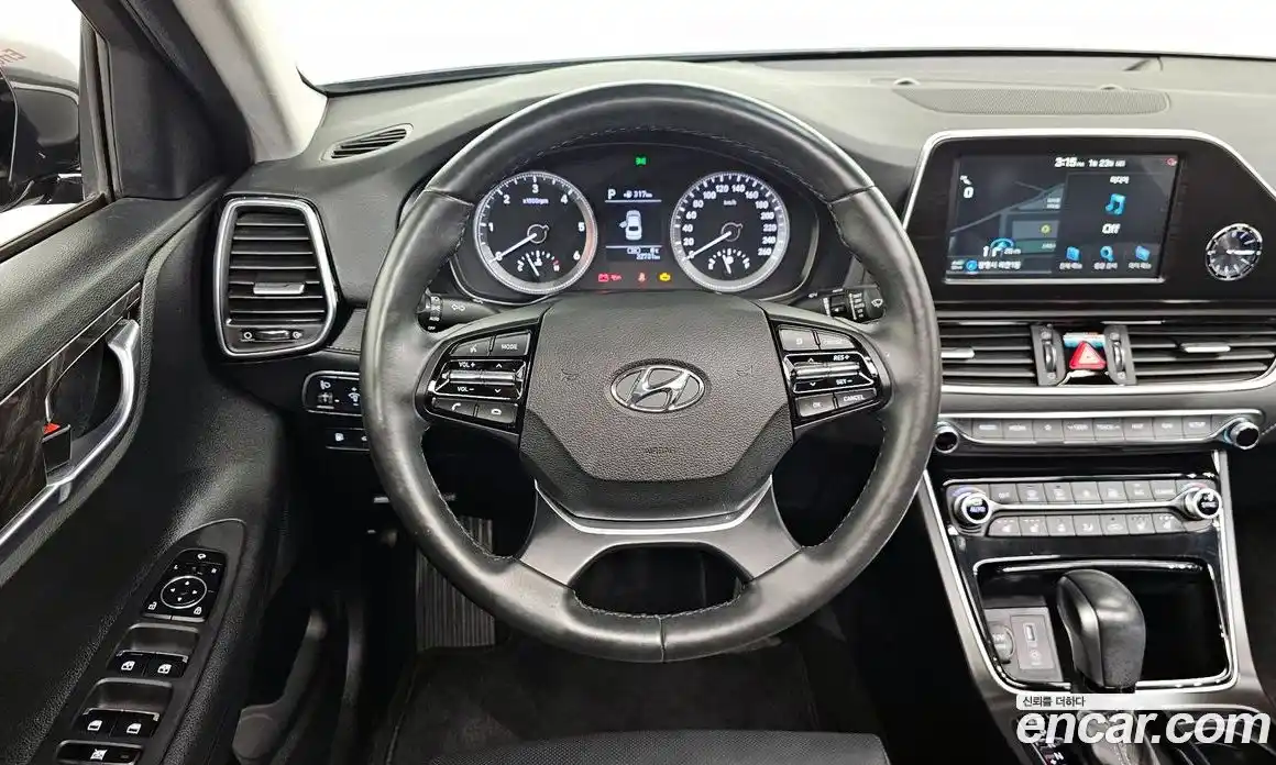 Hyundai Grandeur 2018 2.2 Автомат в Москве № 48743, фото 16