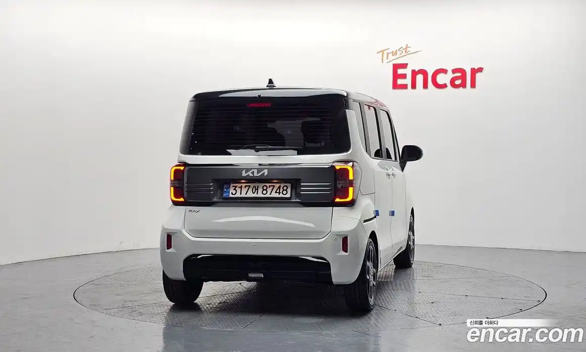 Kia Ray 2023 1.0 Автомат в Москве № 52676, фото 15