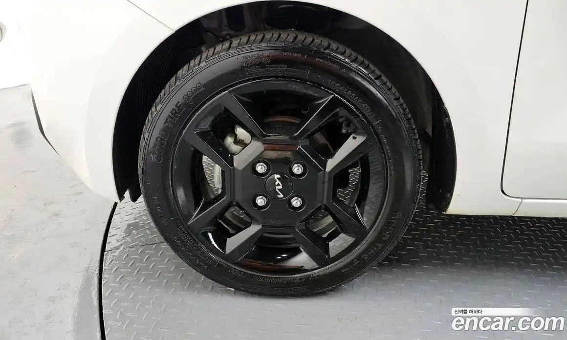 Kia Ray 2023 1.0 Автомат в Москве № 52676, фото 4