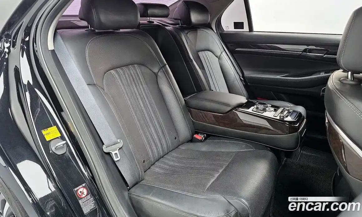 Genesis EQ900 2016 3.8 Автомат в Москве № 57218, фото 15